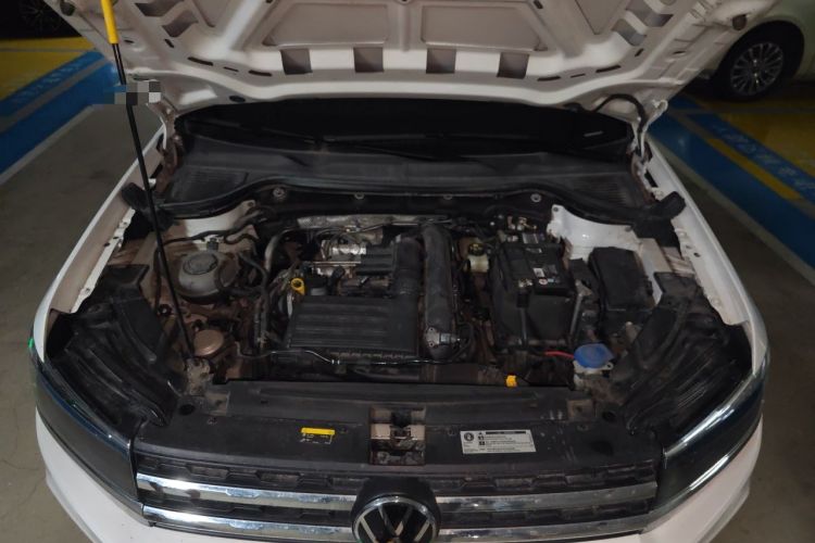 Used Volkswagen Tharu 2022 280TSI Two-Wheel Drive Trend Edition Engine Bay