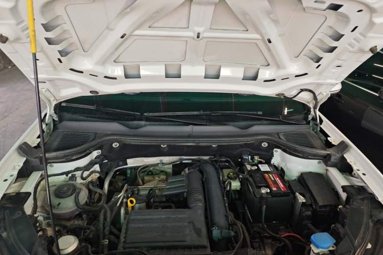 Used Volkswagen Tharu 2022 280TSI Two-Wheel-Drive Luxury Edition Engine Bay