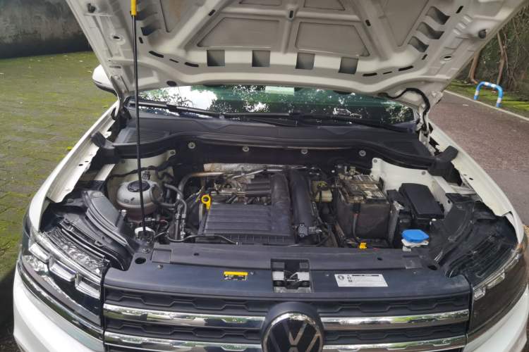 Used Volkswagen Tharu 2022 280TSI Two-Wheel Drive Comfort Edition Engine Bay