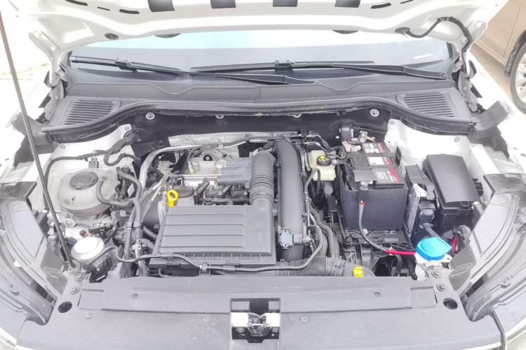 Used Volkswagen Tharu 2022 280TSI Two-Wheel-Drive Luxury Edition Engine Bay