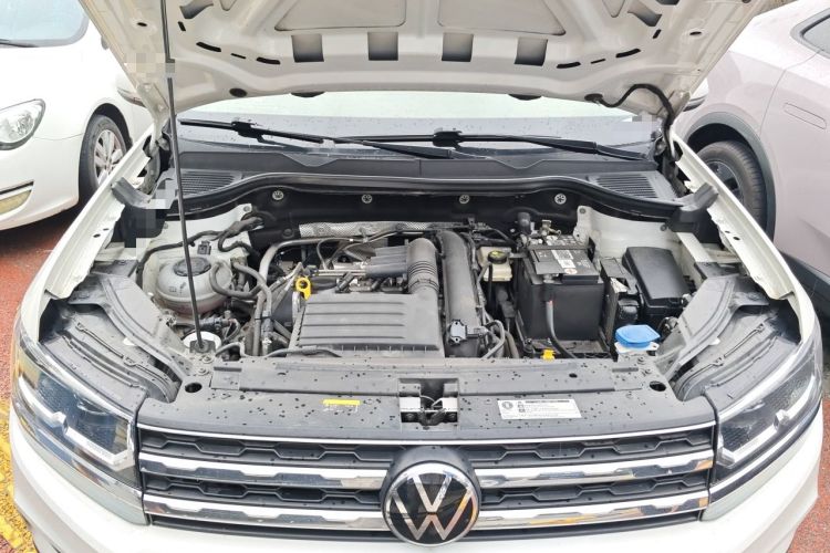 Used Volkswagen Tharu 2022 280TSI Two-Wheel-Drive Luxury Edition Engine Bay