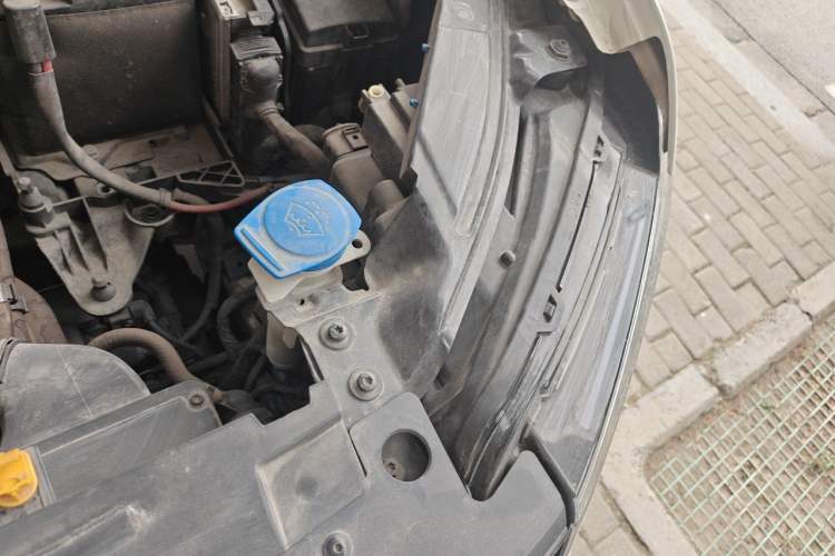 Used Volkswagen Tharu 2022 280TSI Two-Wheel Drive Comfort Edition Engine Bay Left