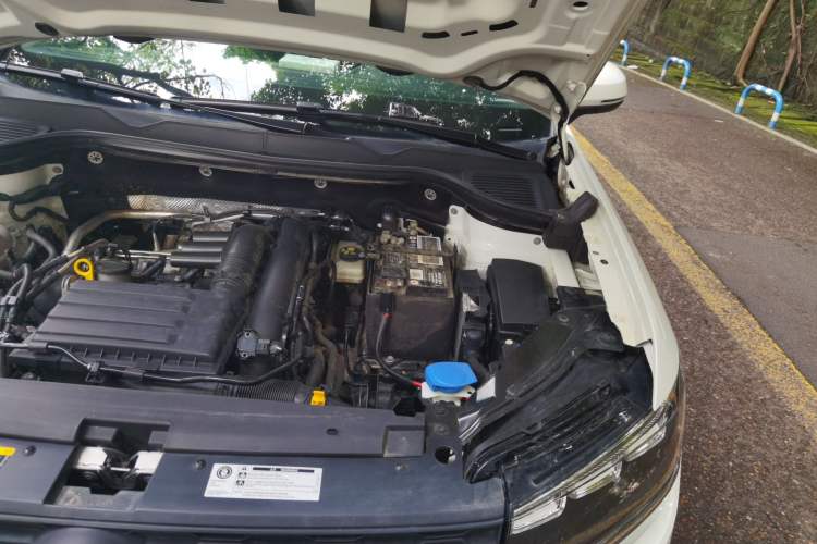Used Volkswagen Tharu 2022 280TSI Two-Wheel Drive Comfort Edition Engine Bay Left