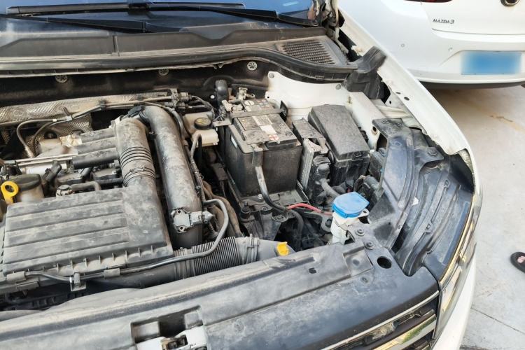Used Volkswagen Tharu 2022 280TSI Two-Wheel-Drive Luxury Edition Engine Bay Left
