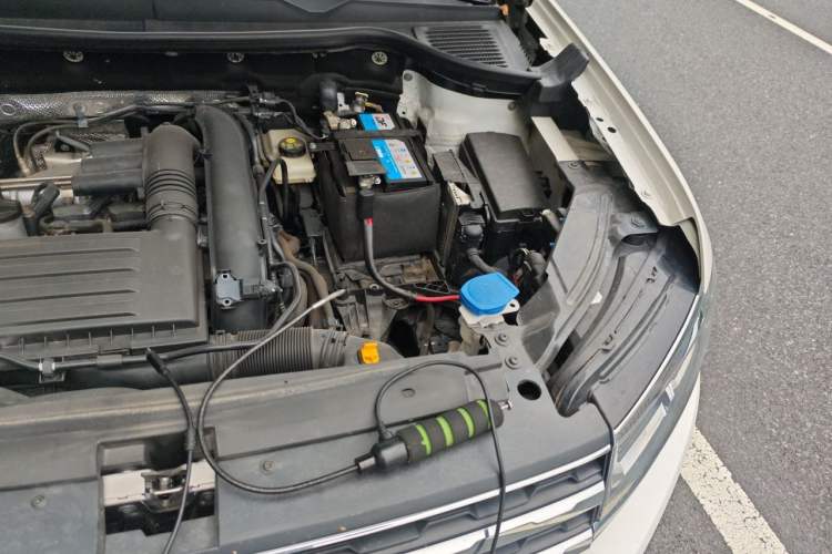 Used Volkswagen Tharu 2022 280TSI Two-Wheel-Drive Luxury Edition Engine Bay Left