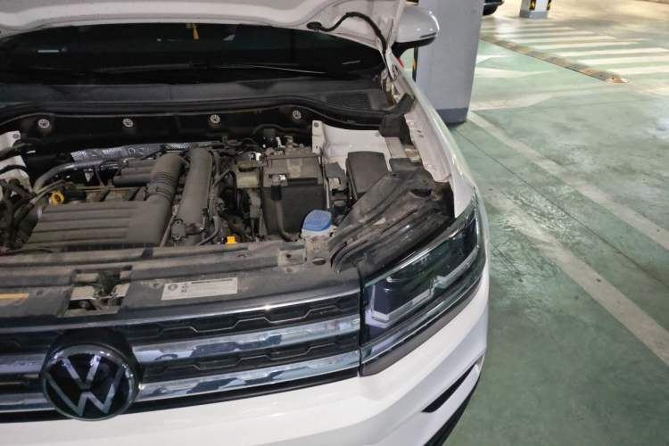 Used Volkswagen Tharu 2022 280TSI Two-Wheel-Drive Luxury Edition Engine Bay Left