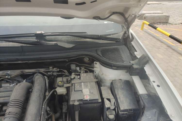Used Volkswagen Tharu 2022 280TSI Two-Wheel Drive Comfort Edition Engine Bay Left