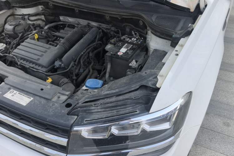 Used Volkswagen Tharu 2022 280TSI Two-Wheel Drive Trend Edition Engine Bay Left