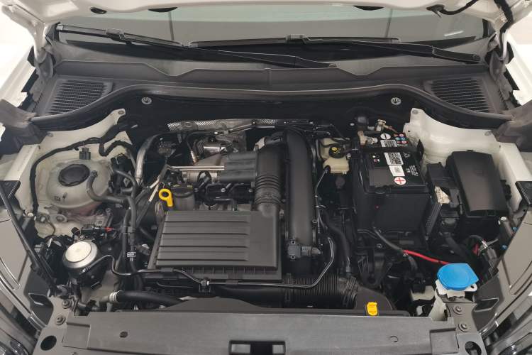 Used Volkswagen Tharu 2022 280TSI Two-Wheel-Drive Luxury Edition Engine Bay