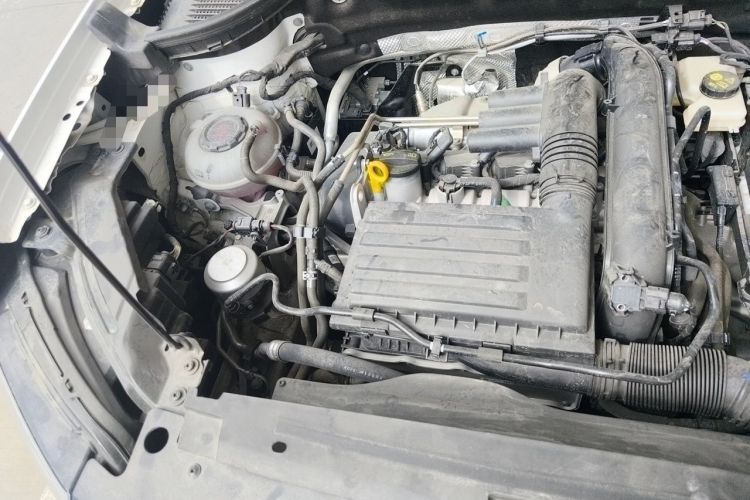Used Volkswagen Tharu 2022 280TSI Two-Wheel-Drive Luxury Edition Engine Bay Right