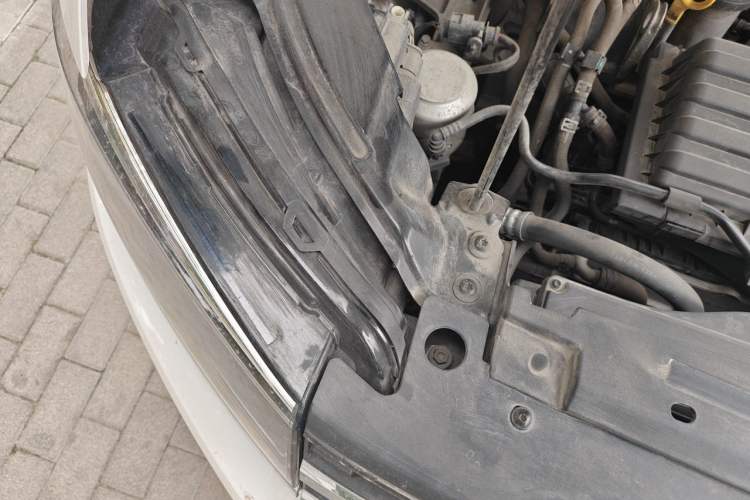 Used Volkswagen Tharu 2022 280TSI Two-Wheel Drive Comfort Edition Engine Bay Right