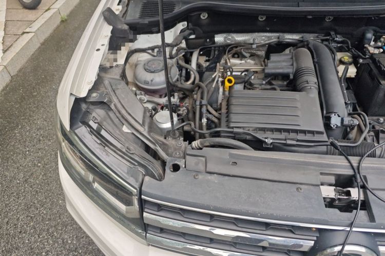 Used Volkswagen Tharu 2022 280TSI Two-Wheel-Drive Luxury Edition Engine Bay Right
