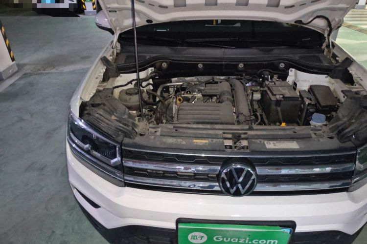 Used Volkswagen Tharu 2022 280TSI Two-Wheel-Drive Luxury Edition Engine Bay Right