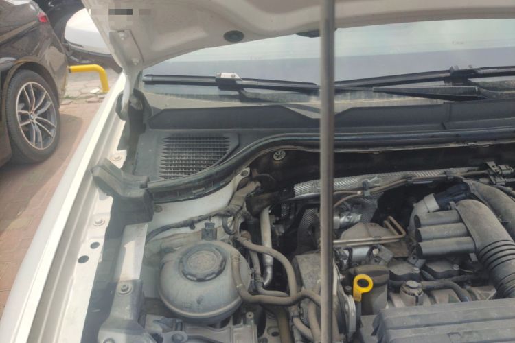 Used Volkswagen Tharu 2022 280TSI Two-Wheel Drive Comfort Edition Engine Bay Right