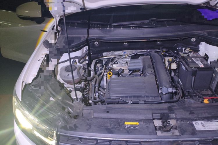 Used Volkswagen Tharu 2022 280TSI Two-Wheel-Drive Luxury Edition Engine Bay Right
