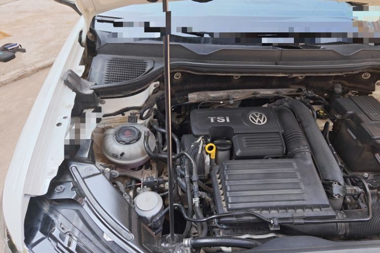 Used Volkswagen Tharu 2022 280TSI Two-Wheel-Drive Luxury Edition Engine Bay Right