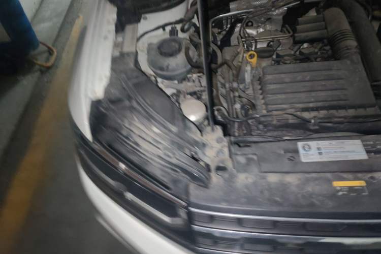 Used Volkswagen Tharu 2022 280TSI Two-Wheel-Drive Luxury Edition Engine Bay Right