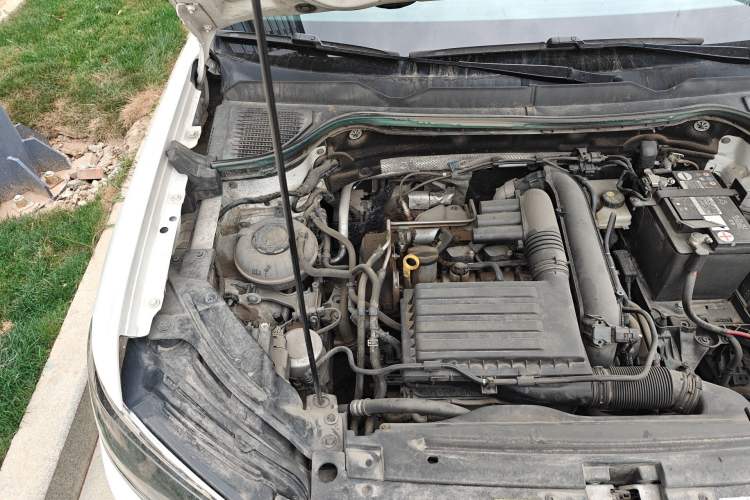 Used Volkswagen Tharu 2022 280TSI Two-Wheel Drive Comfort Edition Engine Bay Right