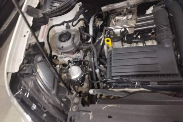 Used Volkswagen Tharu 2022 280TSI Two-Wheel Drive Trend Edition Engine Bay Right