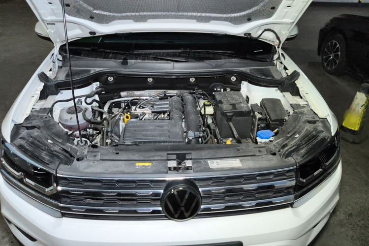 Used Volkswagen Tharu 2022 280TSI Two-Wheel-Drive Luxury Edition Engine Bay