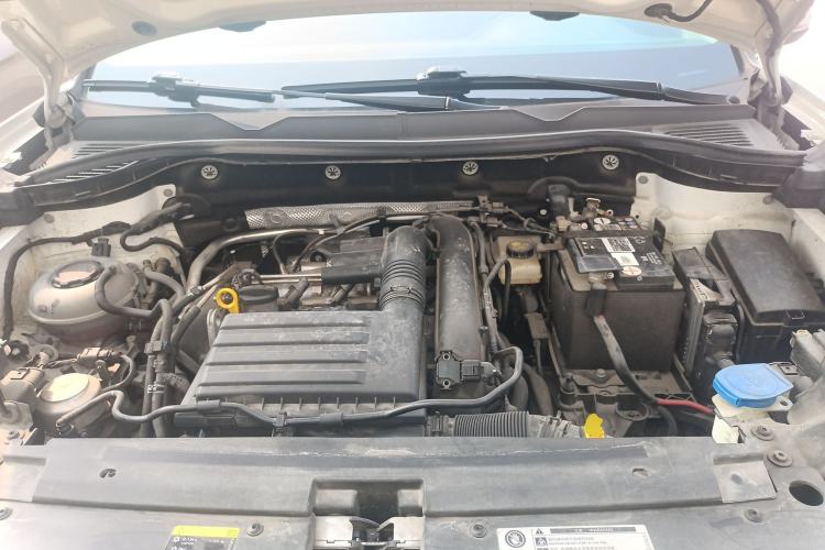 Used Volkswagen Tharu 2022 280TSI Two-Wheel Drive Trend Edition Engine Bay