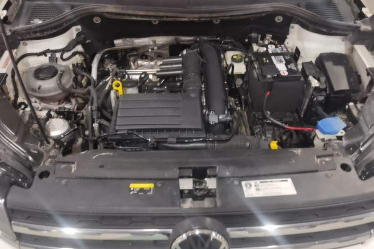 Used Volkswagen Tharu 2022 280TSI Two-Wheel Drive Trend Edition Engine Bay