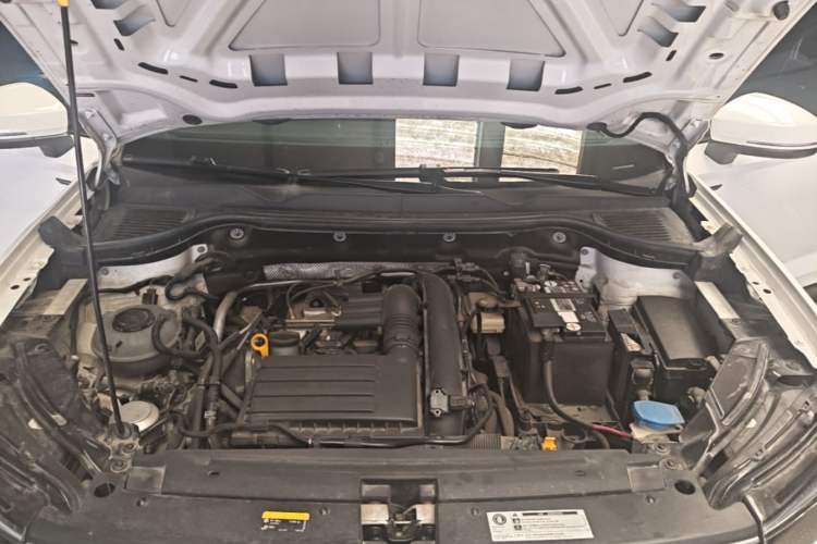 Used Volkswagen Tharu 2022 280TSI Two-Wheel-Drive Luxury Edition Engine Bay