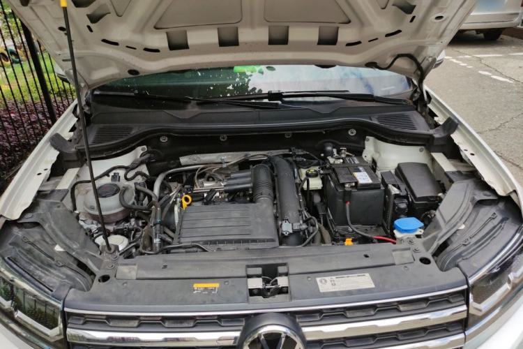 Used Volkswagen Tharu 2022 280TSI Two-Wheel-Drive Luxury Edition Engine Bay