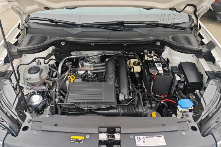 Used Volkswagen Tharu 2022 280TSI Two-Wheel Drive Trend Edition Engine Bay