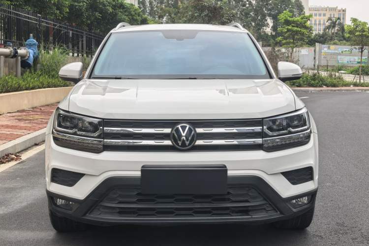 Used Volkswagen Tharu 2022 280TSI Two-Wheel-Drive Luxury Edition Exterior 1