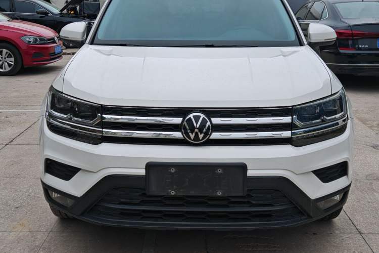 Used Volkswagen Tharu 2022 280TSI Two-Wheel-Drive Luxury Edition Exterior 3