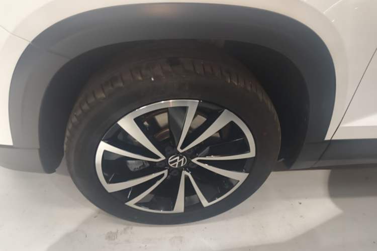 Used Volkswagen Tharu 2022 280TSI Two-Wheel-Drive Luxury Edition Exterior 4