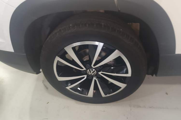 Used Volkswagen Tharu 2022 280TSI Two-Wheel-Drive Luxury Edition Exterior 5