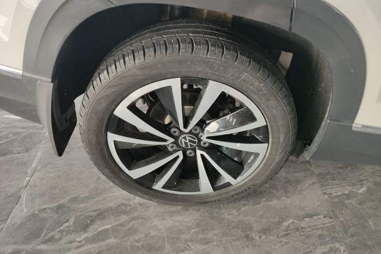 Used Volkswagen Tharu 2022 330TSI Four-Wheel Drive Luxury Edition Exterior 5