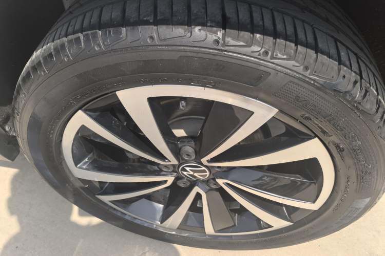 Used Volkswagen Tharu 2022 280TSI Two-Wheel-Drive Luxury Edition Exterior 6