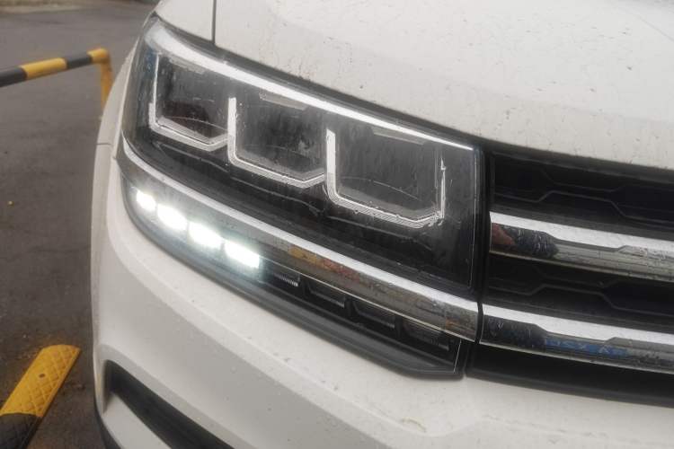 Used Volkswagen Tharu 2022 280TSI Two-Wheel Drive Comfort Edition Exterior 6