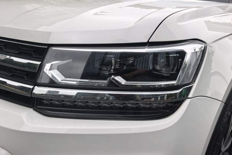 Used Volkswagen Tharu 2022 280TSI Two-Wheel-Drive Luxury Edition Exterior 7