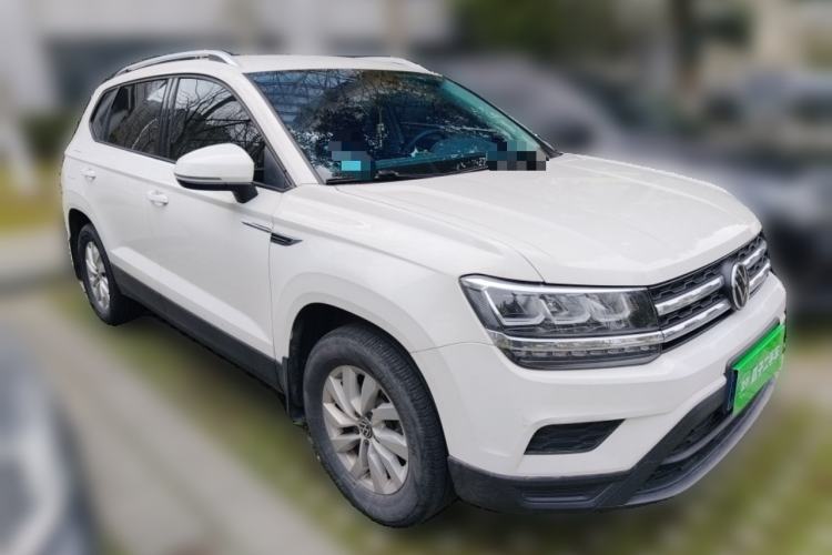 Used Volkswagen Tharu 2022 280TSI Two-Wheel Drive Trend Edition Front Right 45 Deg