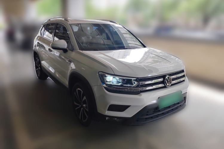 Used Volkswagen Tharu 2022 280TSI Two-Wheel-Drive Luxury Edition Front Right 45 Deg