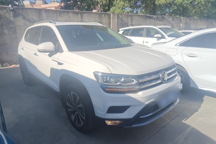 Used Volkswagen Tharu 2022 330TSI Four-Wheel Drive Luxury Edition Front Right 45 Deg