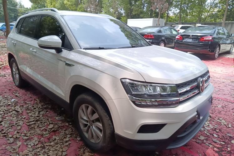 Used Volkswagen Tharu 2022 280TSI Two-Wheel Drive Trend Edition Front Right 45 Deg