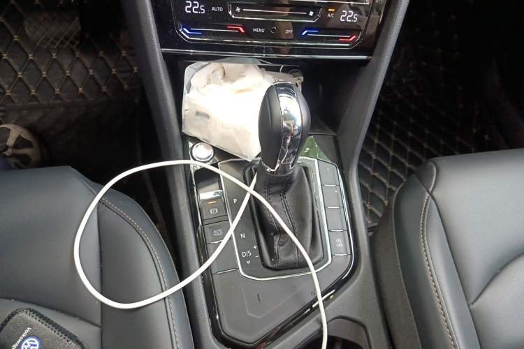 Used Volkswagen Tharu 2022 280TSI Two-Wheel Drive Comfort Edition Gear Lever