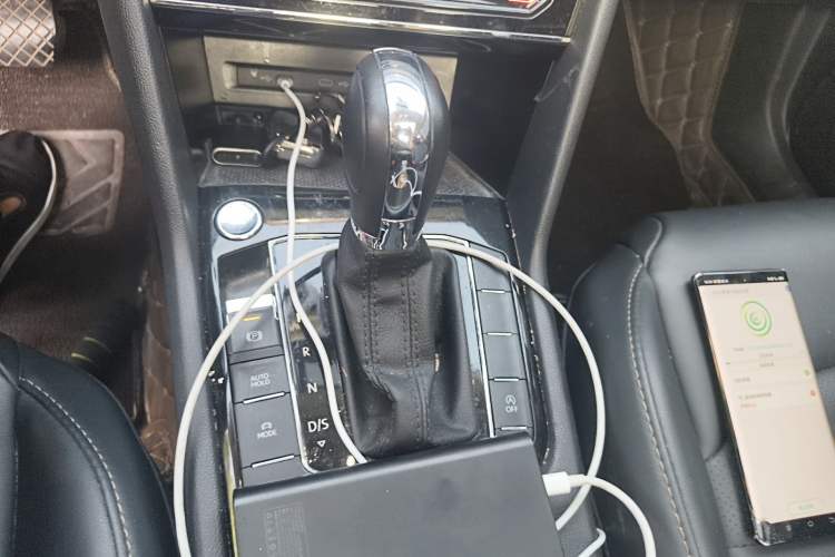 Used Volkswagen Tharu 2022 280TSI Two-Wheel-Drive Luxury Edition Gear Lever