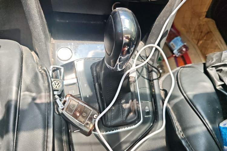 Used Volkswagen Tharu 2022 280TSI Two-Wheel Drive Comfort Edition Gear Lever