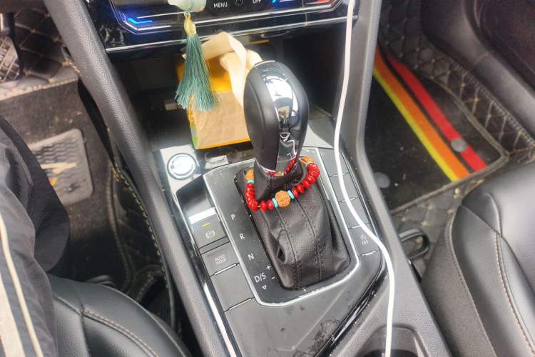 Used Volkswagen Tharu 2022 280TSI Two-Wheel Drive Comfort Edition Gear Lever