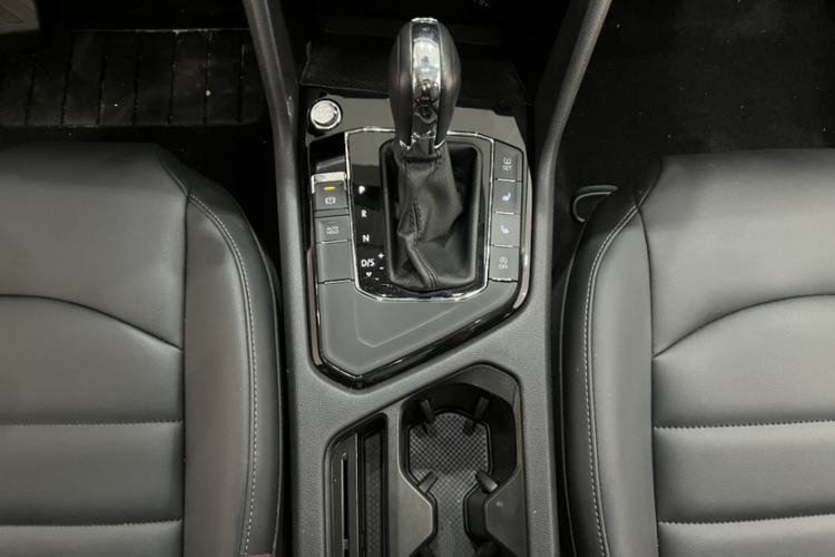 Used Volkswagen Tharu 2022 280TSI Two-Wheel Drive Comfort Edition Gear Lever