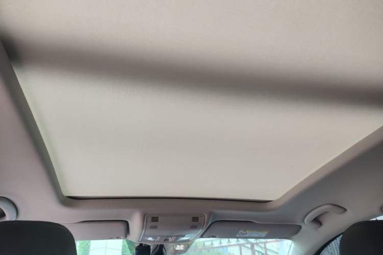 Used Volkswagen Tharu 2022 330TSI Four-Wheel Drive Luxury Edition Headliner