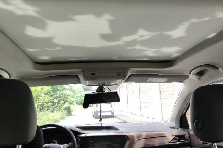 Used Volkswagen Tharu 2022 280TSI Two-Wheel Drive Comfort Edition Headliner