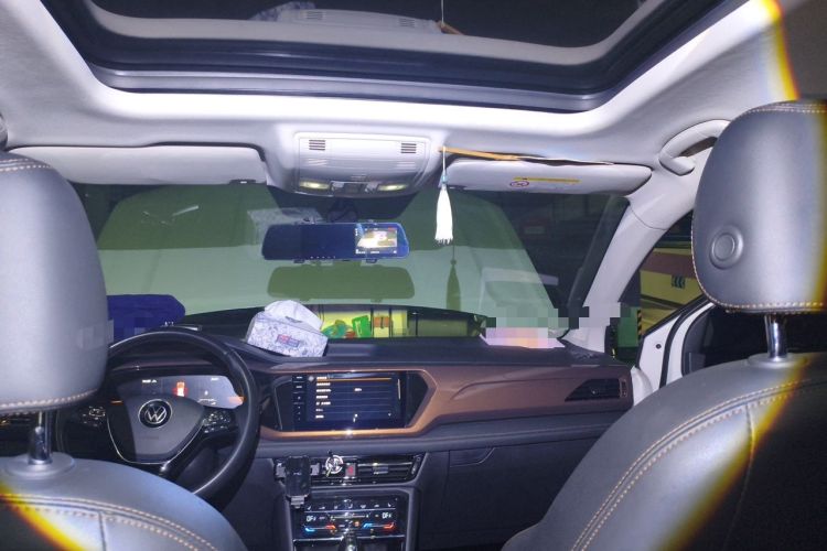 Used Volkswagen Tharu 2022 280TSI Two-Wheel-Drive Luxury Edition Headliner