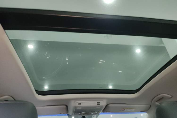 Used Volkswagen Tharu 2022 330TSI Four-Wheel Drive Luxury Edition Headliner